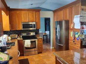5221 Hawkes Bluff Ave, Davie FL 33331