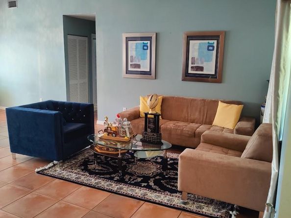 5221 Hawkes Bluff Ave, Davie FL 33331