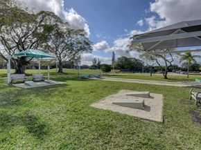 2030 Harwood D 2030, Deerfield Beach FL 33442