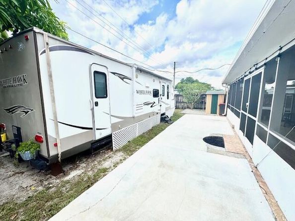 1943 Iris Road, West Palm Beach FL 33415