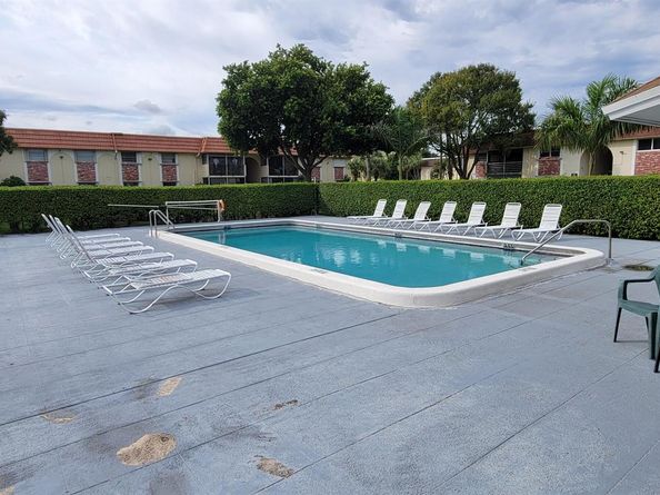 22795 SW 66th Avenue 105, Boca Raton FL 33428