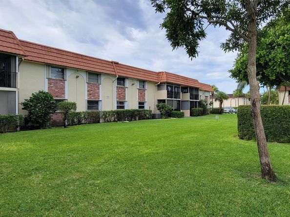 22795 SW 66th Avenue 105, Boca Raton FL 33428