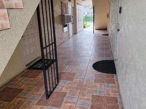 22795 SW 66th Avenue 105, Boca Raton FL 33428