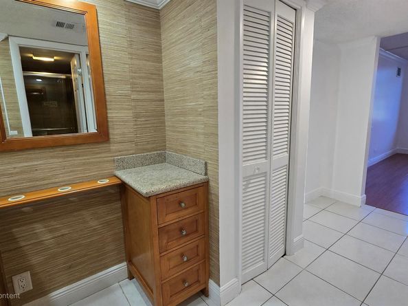 804 Cypress Grove Lane 208, Pompano Beach FL 33069