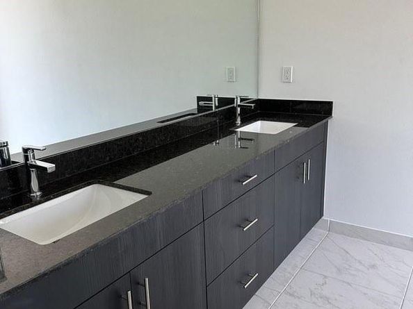 402 SE 22nd St 2, Fort Lauderdale FL 33316