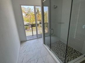 402 SE 22nd St 2, Fort Lauderdale FL 33316
