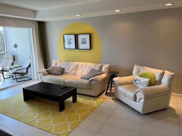 3100 N Palm Aire Dr 304, Pompano Beach FL 33069