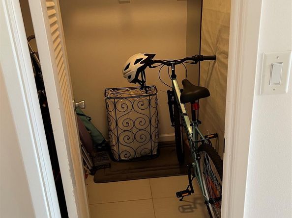 3100 N Palm Aire Dr 304, Pompano Beach FL 33069