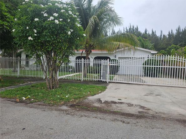 15851 NW 37th Court, Miami Gardens FL 33054