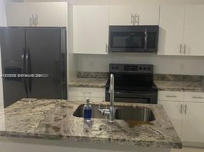 2271/2273 NW 66th Street, Miami FL 33147