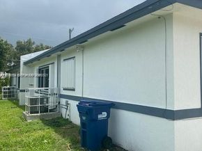 2271/2273 NW 66th Street, Miami FL 33147