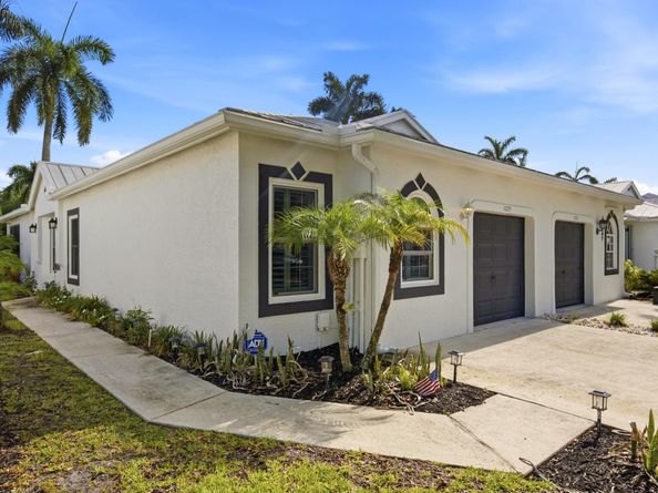 10725 Pelican Drive, Wellington FL 33414