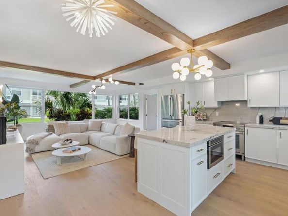 320 S Ocean Boulevard Lc, Delray Beach FL 33483