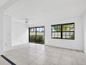4068 Tivoli Court, Greenacres FL 33467
