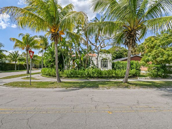 2118 Florida Avenue, West Palm Beach FL 33401