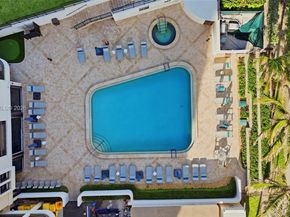 5380 N Ocean Drive 18B, Singer Island FL 33404