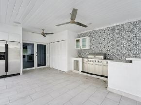 6660 W 13th Avenue, Hialeah FL 33012