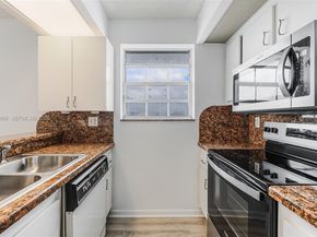2608 SE 19th Court 204A, Homestead FL 33035