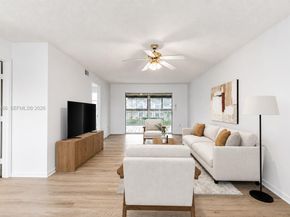 2608 SE 19th Court 204A, Homestead FL 33035