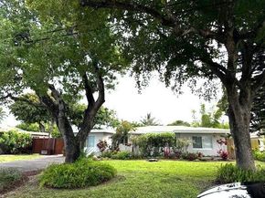 3560 Lloyd Drive, Oakland Park FL 33309