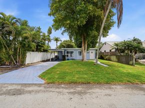 712 NE 10th Avenue, Pompano Beach FL 33060