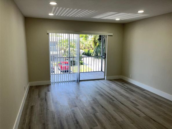 6407 Bay Club Drive 3, Fort Lauderdale FL 33308