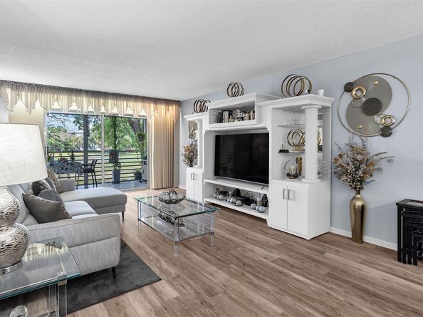 3202 Portofino Pt C2, Coconut Creek FL 33066