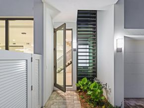 201 SE 4th Avenue, Delray Beach FL 33483