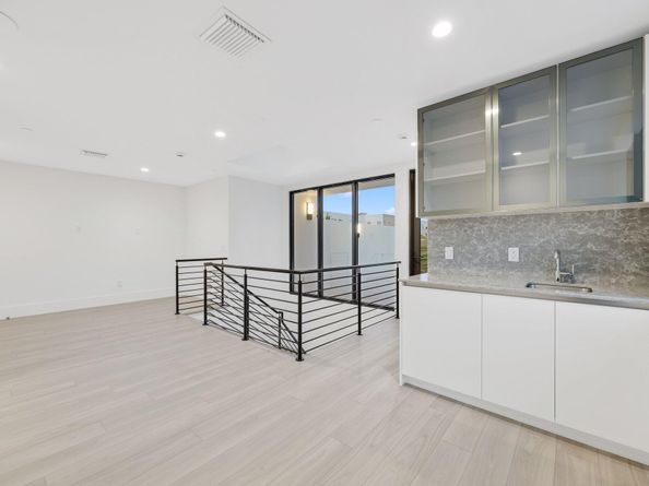 201 SE 4th Avenue, Delray Beach FL 33483