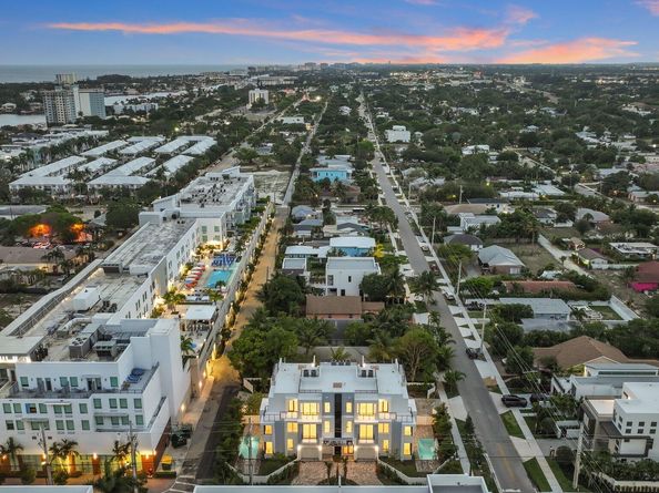 201 SE 4th Avenue, Delray Beach FL 33483