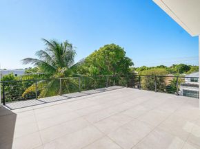 201 SE 4th Avenue, Delray Beach FL 33483