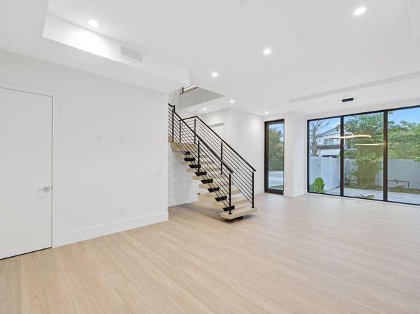 201 SE 4th Avenue, Delray Beach FL 33483