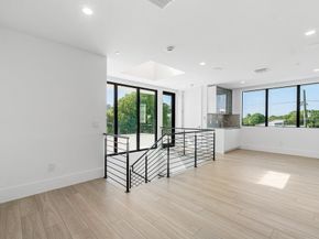 201 SE 4th Avenue, Delray Beach FL 33483