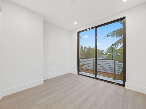 201 SE 4th Avenue, Delray Beach FL 33483