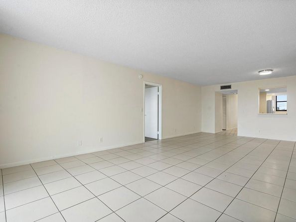 2707 NE 14th Street Cswy 305, Pompano Beach FL 33062
