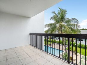 2707 NE 14th Street Cswy 305, Pompano Beach FL 33062