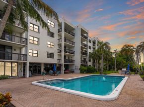 2707 NE 14th Street Cswy 305, Pompano Beach FL 33062