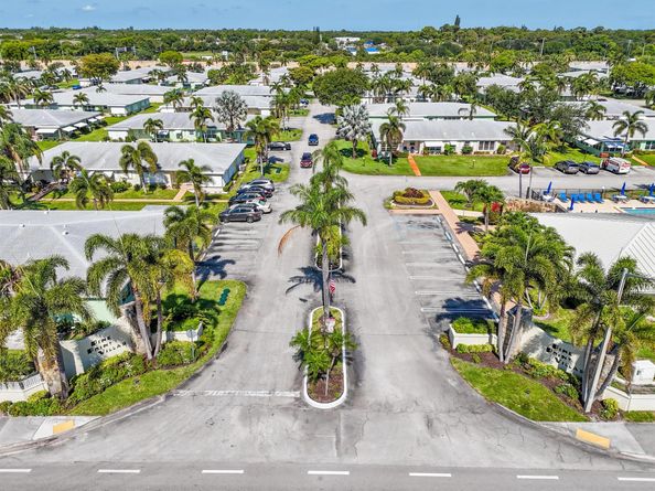 201 Bayview Avenue D, Boynton Beach FL 33435