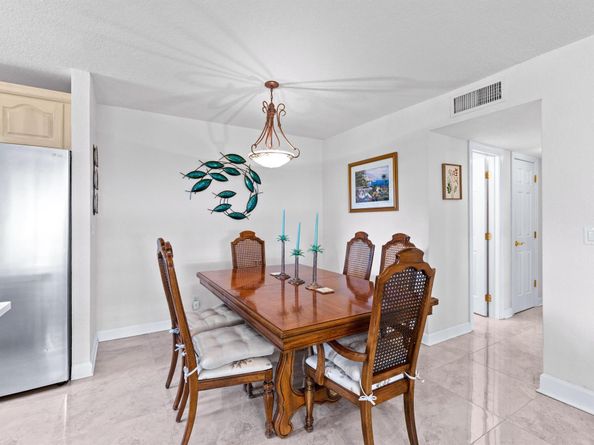 201 Bayview Avenue D, Boynton Beach FL 33435