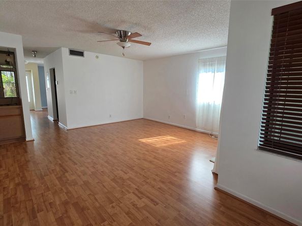 817 SE 12th Ct 1, Fort Lauderdale FL 33316