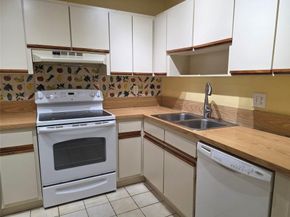 817 SE 12th Ct 1, Fort Lauderdale FL 33316