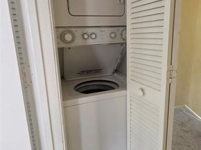 817 SE 12th Ct 1, Fort Lauderdale FL 33316