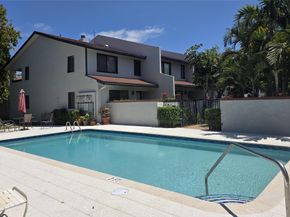 817 SE 12th Ct 1, Fort Lauderdale FL 33316