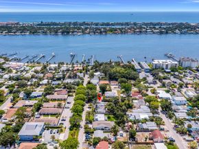 132 E Central Boulevard, Lantana FL 33462