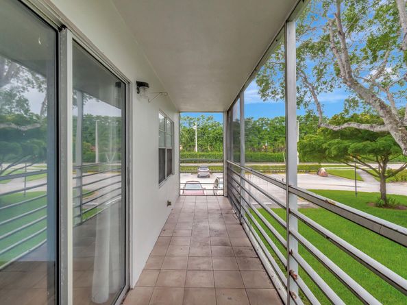 393 Fanshaw J, Boca Raton FL 33434