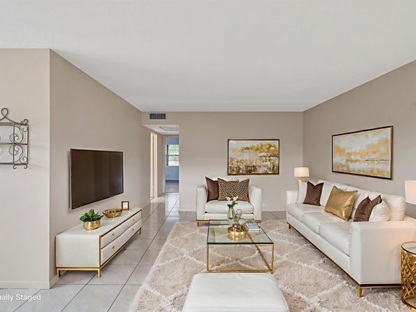 393 Fanshaw J, Boca Raton FL 33434