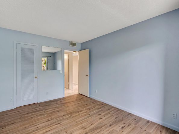 393 Fanshaw J, Boca Raton FL 33434