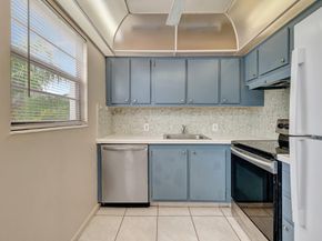 393 Fanshaw J, Boca Raton FL 33434