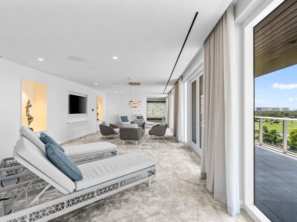 220 SE Mizner Boulevard 609, Boca Raton FL 33432