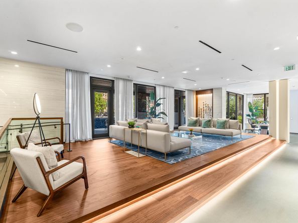 220 SE Mizner Boulevard 609, Boca Raton FL 33432